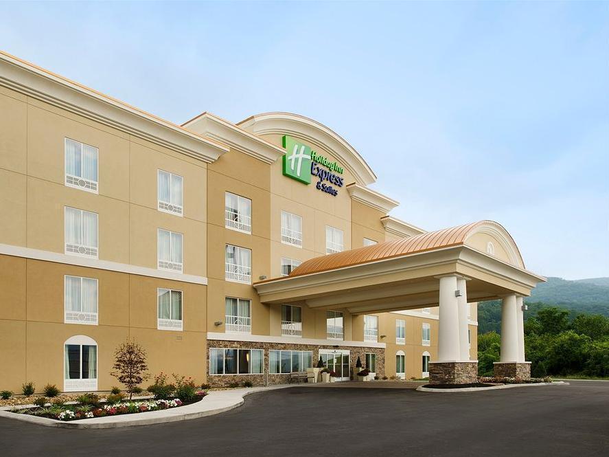 Holiday Inn Express & Suites Caryville By Ihg Bagian luar foto